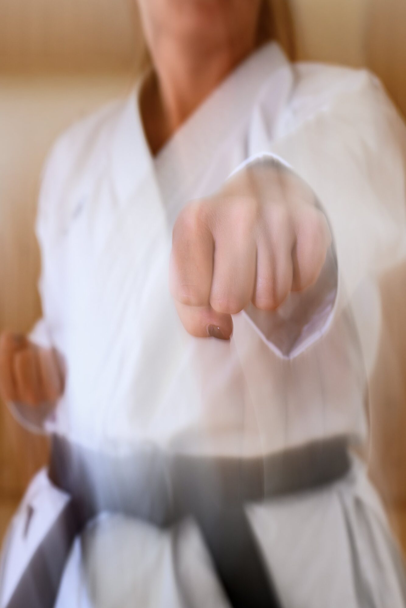 Karate-Faustschlag